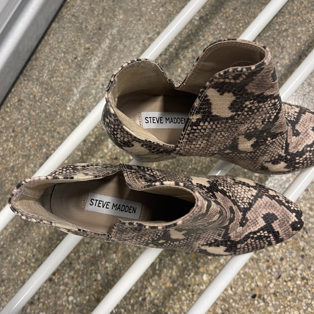 Steve Madden | Snake Print | Round Toe Ankle Boot… - image 5